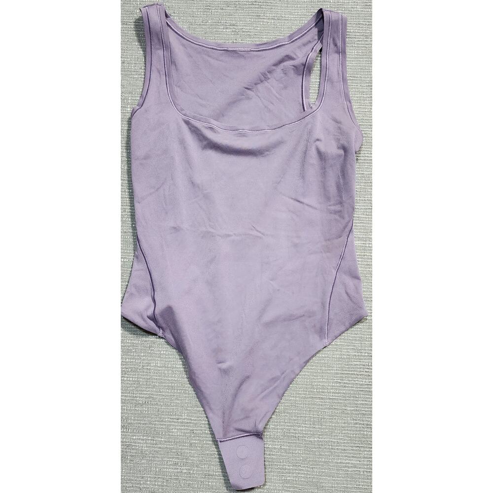 Lululemon Purple Sleeveless Bodysuit Snap Closure Stretch Activewear